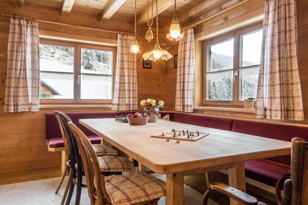 Alpenapart Montafon - Bitschweil Huesle Villa Schruns ภายนอก รูปภาพ